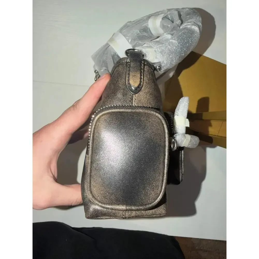 Coach nwt b7